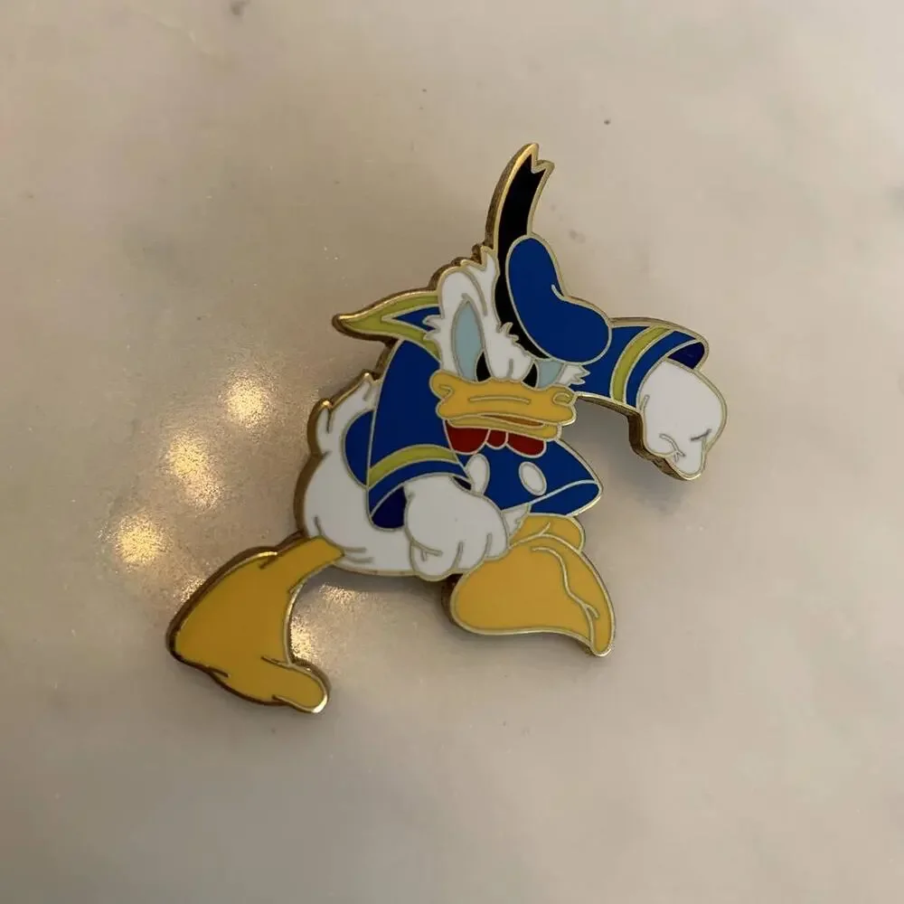 Angry Donald Duck Full Body Vintage Disney Trading Pin